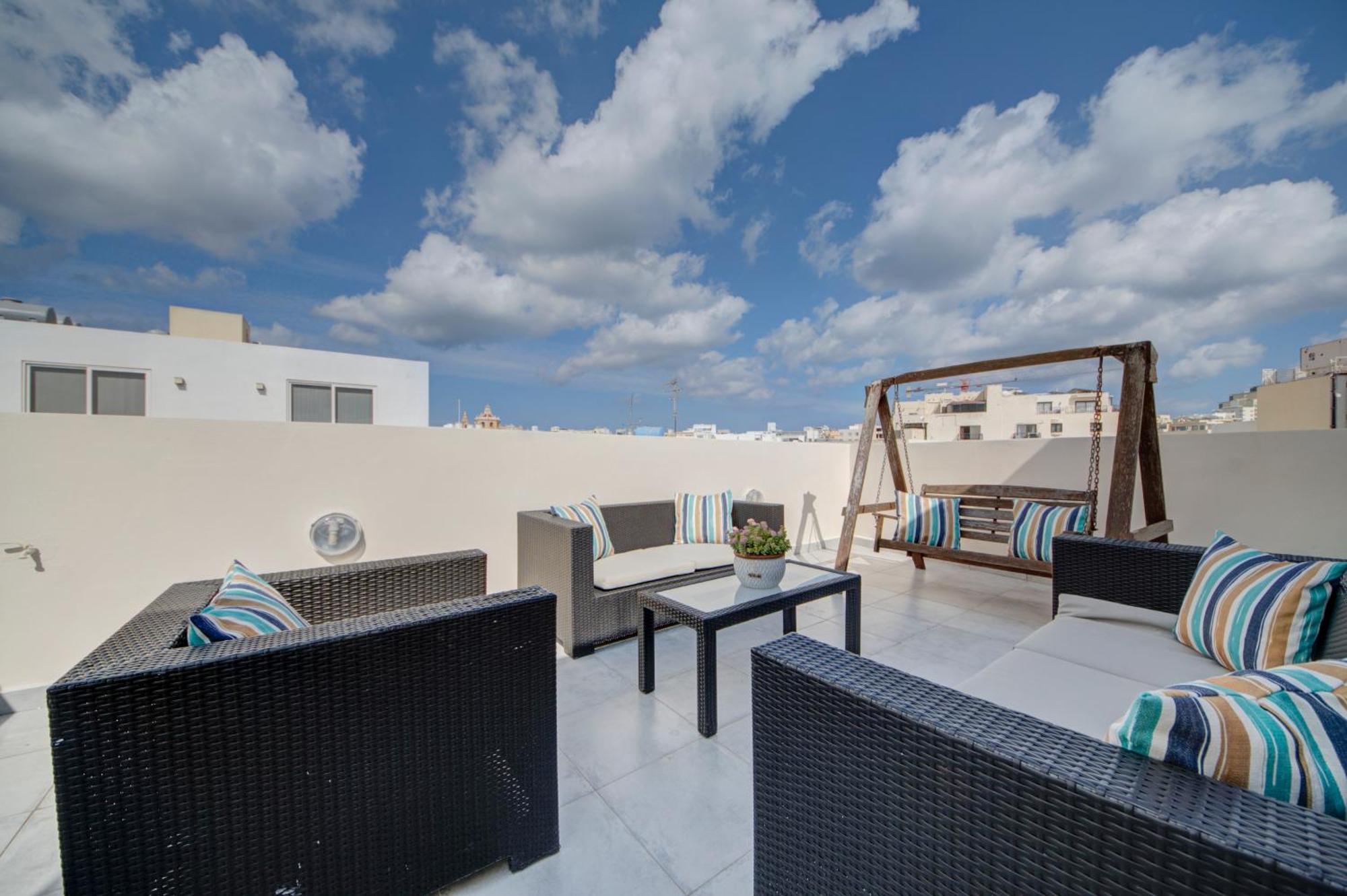 Sapphire Residences - Apartments & Penthouse In Central Sliema By Shortletsmalta Exteriér fotografie